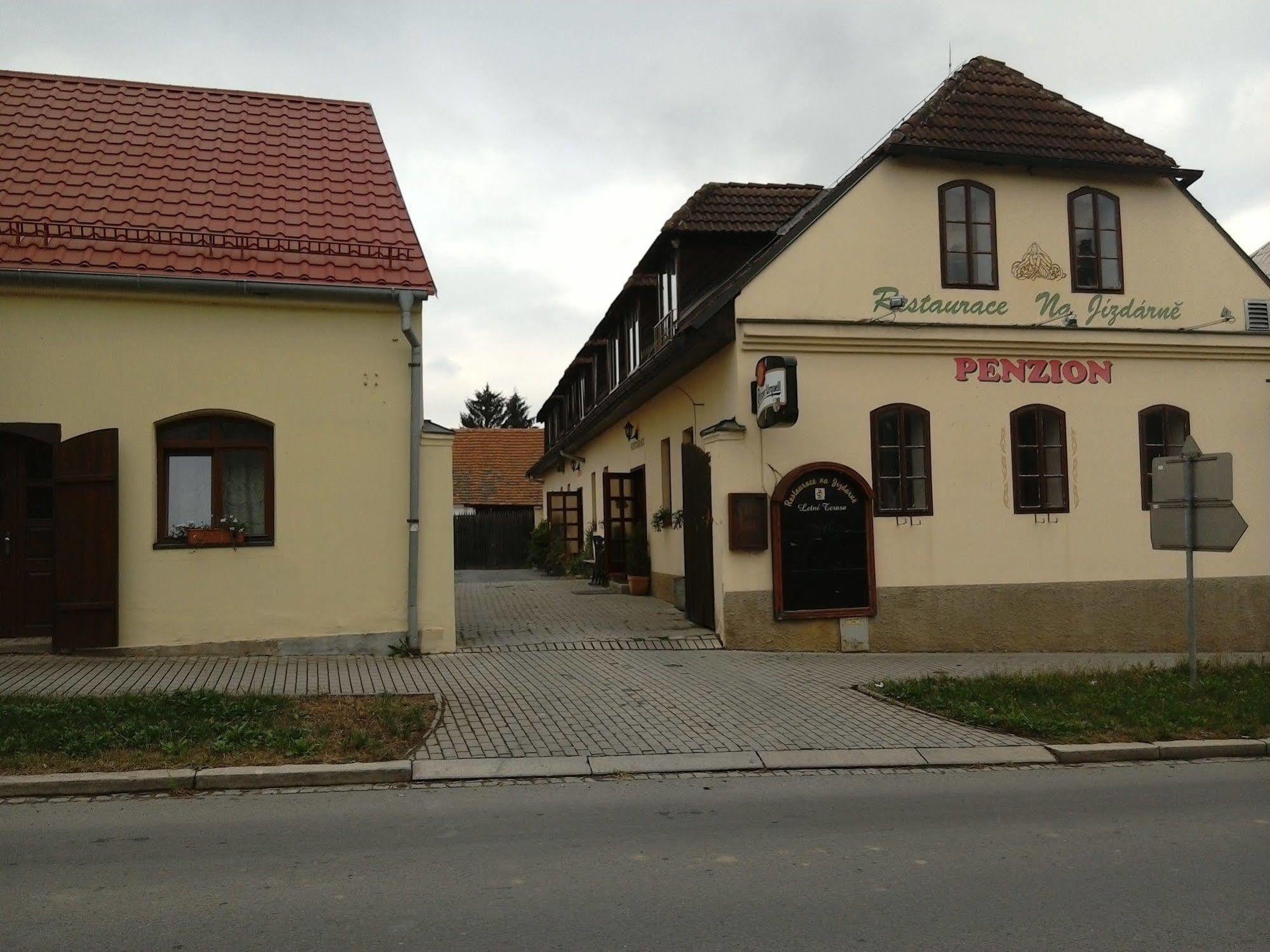 Penzion Na Jizdarne Stary Plzenec Bagian luar foto