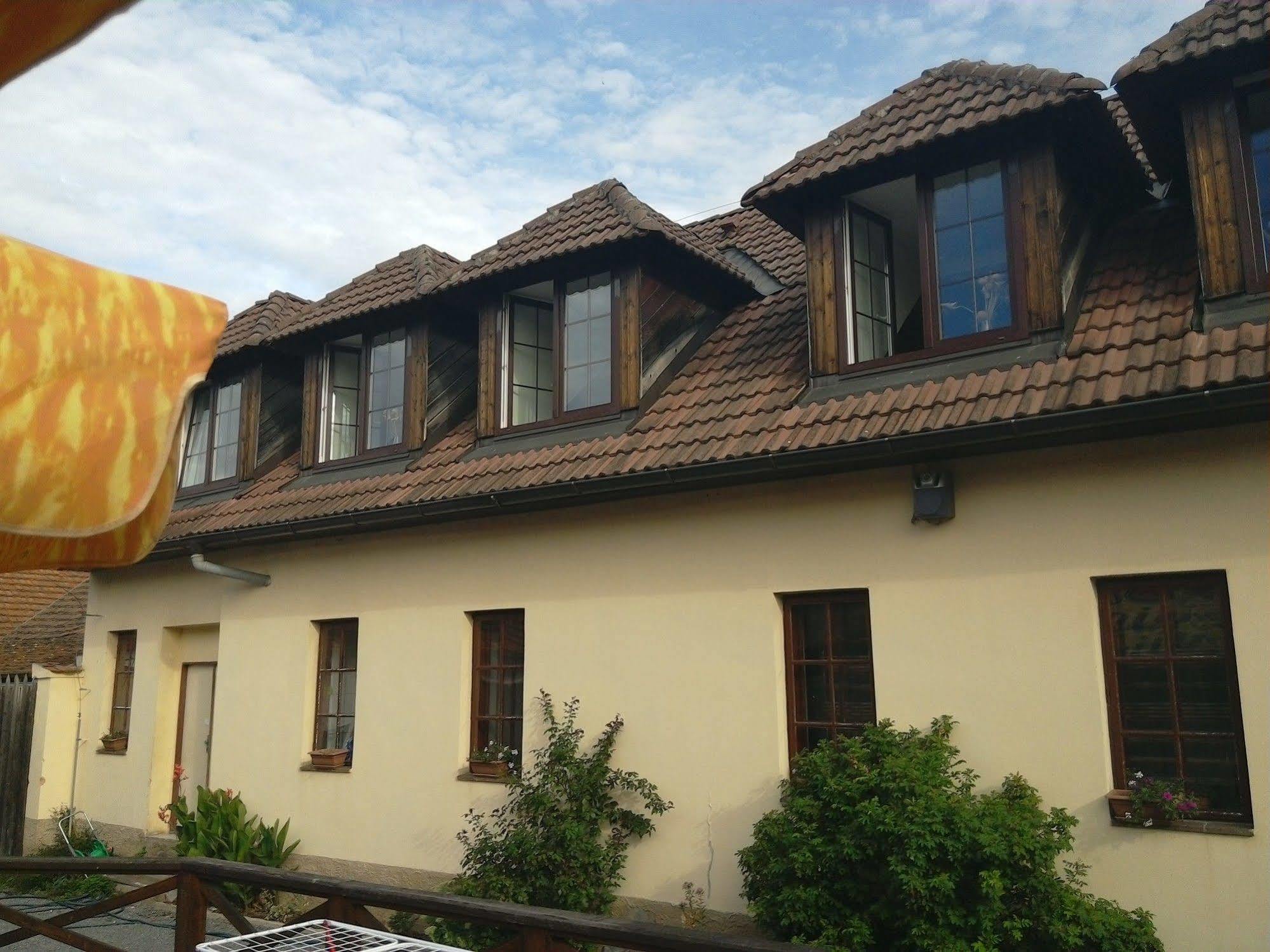 Penzion Na Jizdarne Stary Plzenec Bagian luar foto